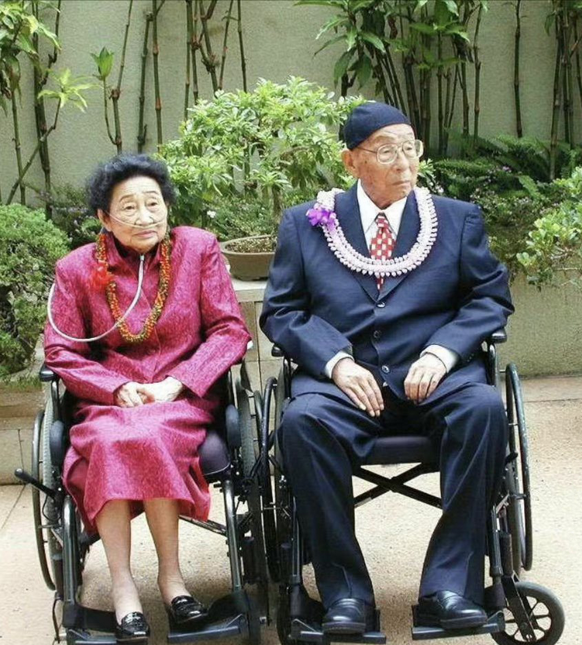 赵一荻(赵四)晚年老照片:他与少帅定居美国夏威夷火奴鲁鲁,坐在轮椅上