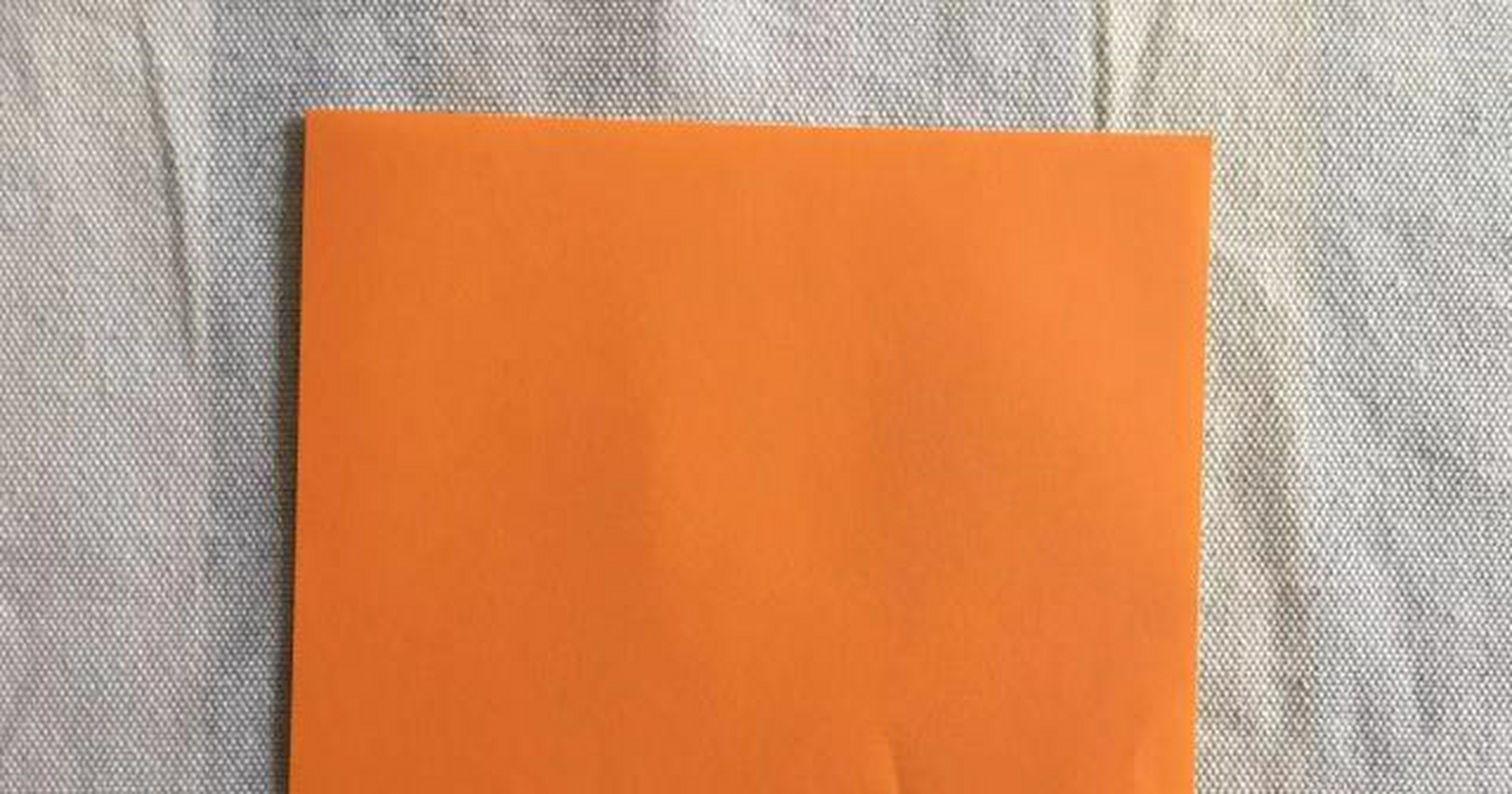 折纸:折一个奇奇怪怪的外星人,简单几步就折好哦!一起来折哦!