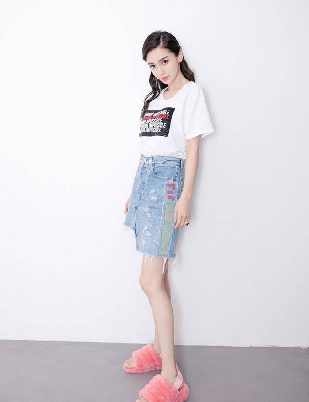 angelababy身高到底是1米69还是1米59?这4张自拍照p图p的穿帮了