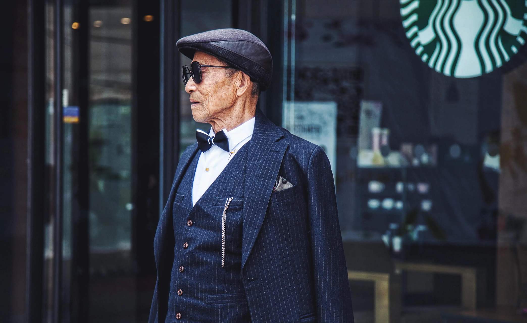 gif创作人# 上海老克勒的优雅气质 是腔调也是态度