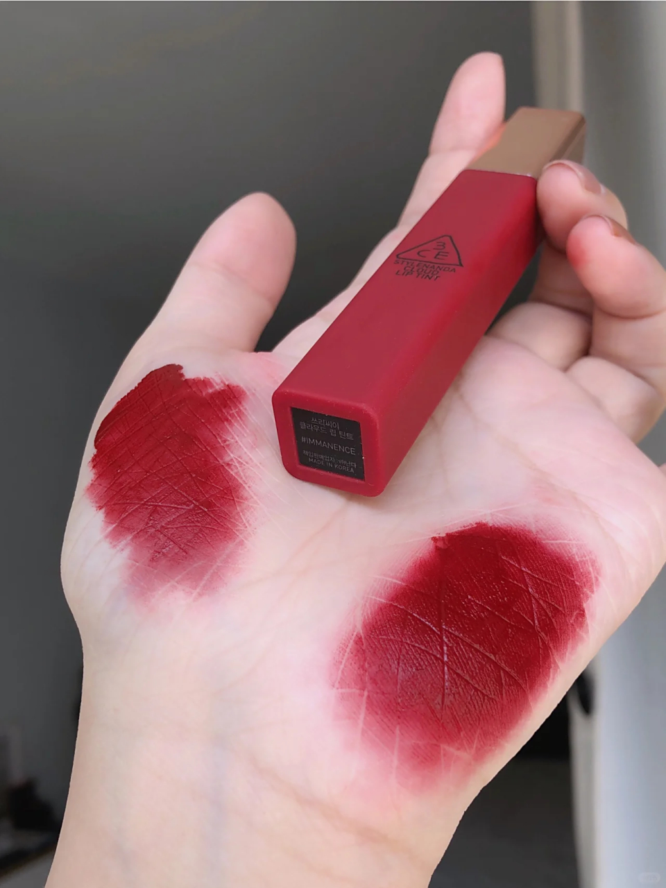 巨显白的铁锈红呀～3ce云朵唇釉真滴甜! 色号immanence 显白一绝啊!