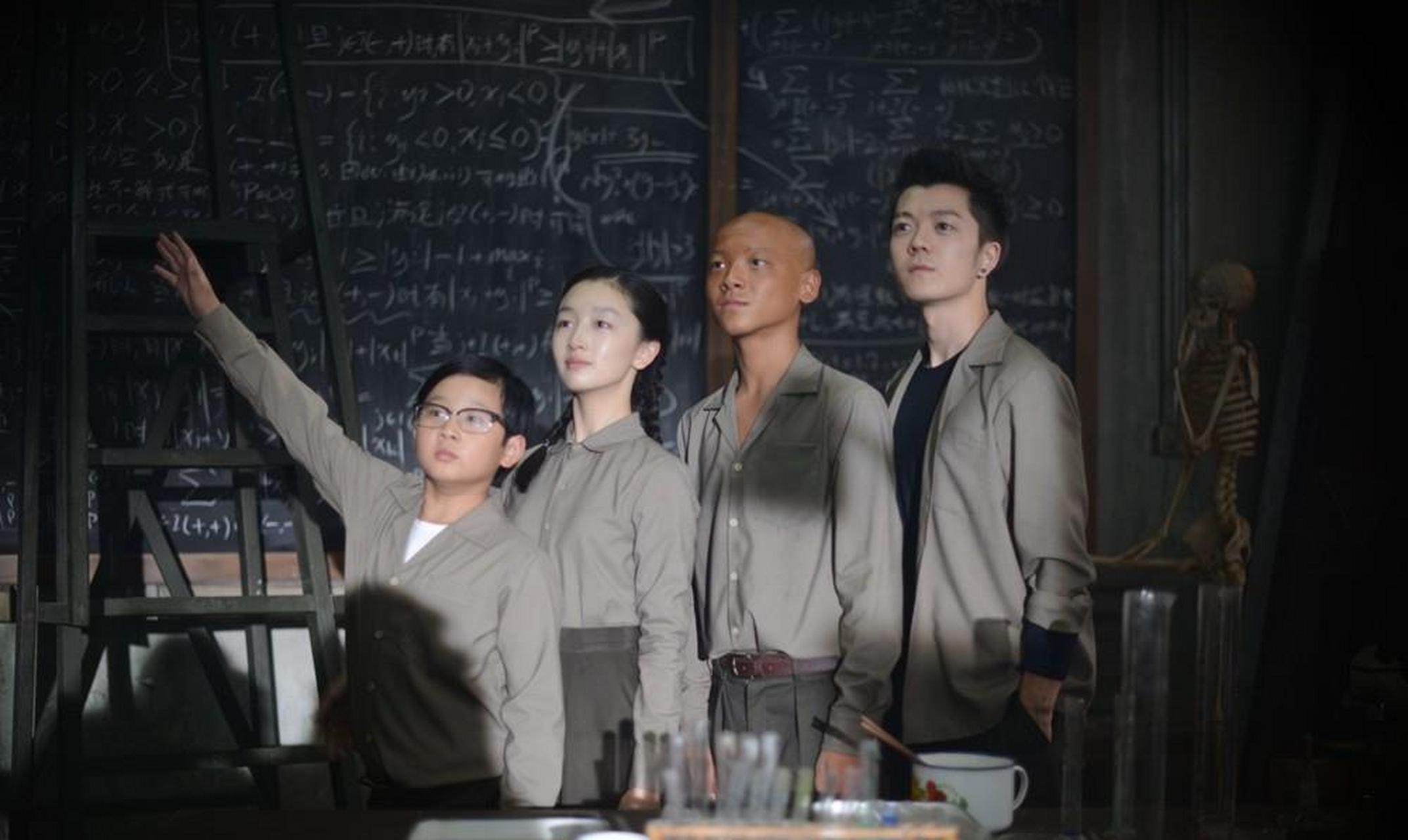 实力影评团#  #曾先森观点#  《少年班》:角度很独特,将少年班的天才