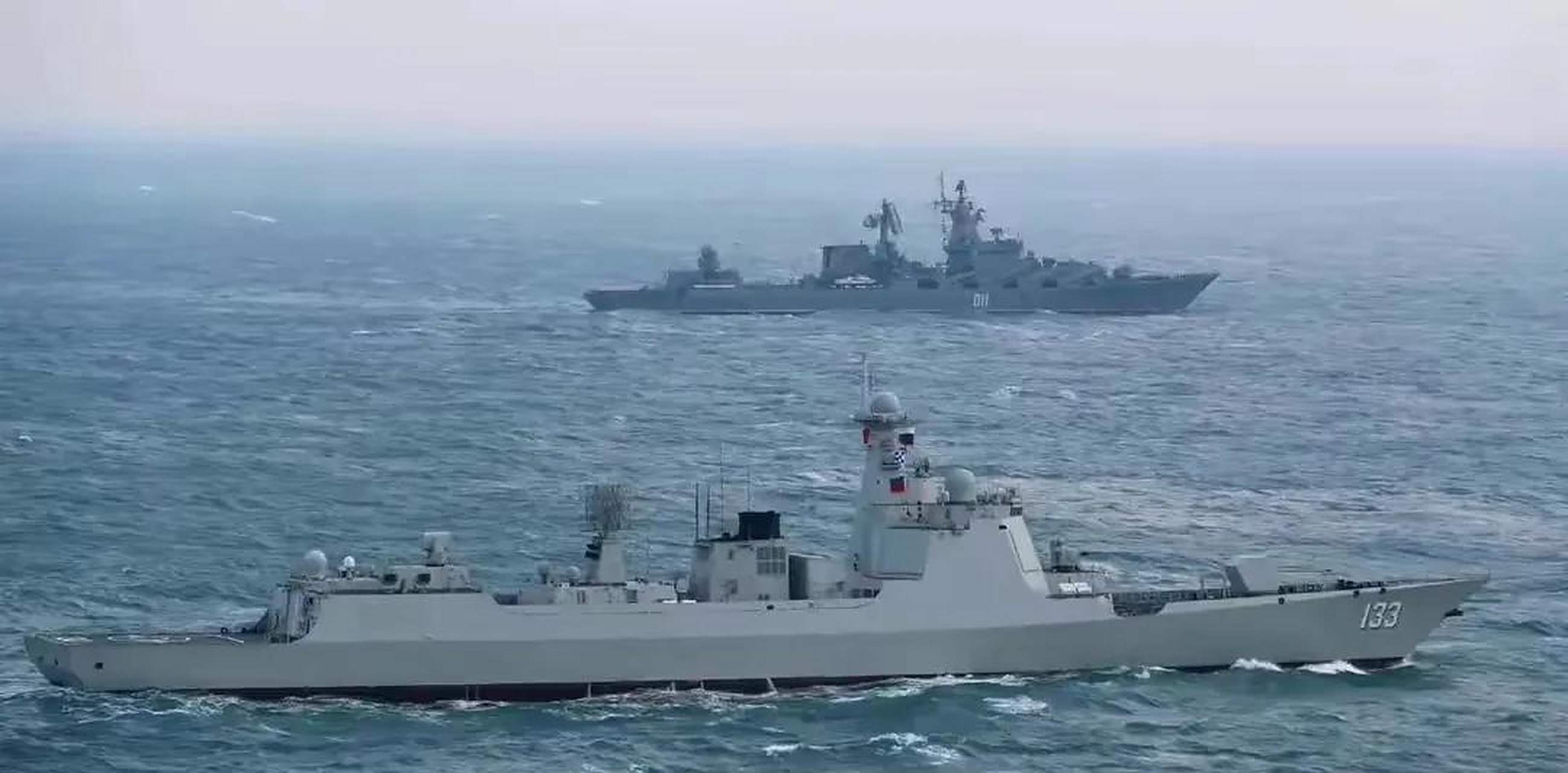 中国在中东和非洲地区的客户已经抢购了不少052d型驱逐舰,美国对此