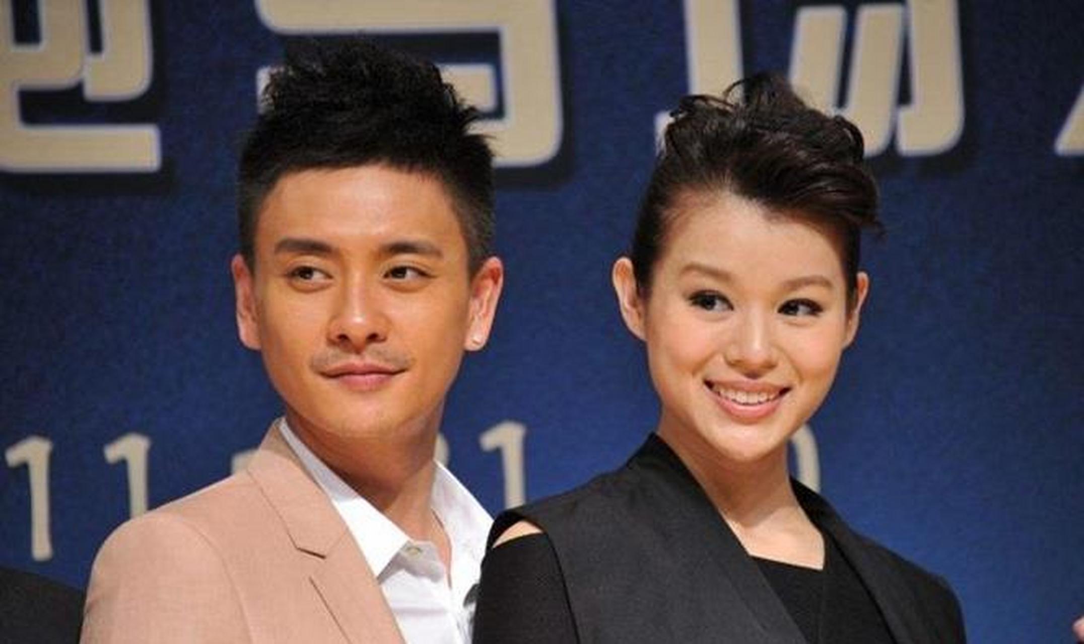 黄宗泽和胡杏儿相恋了整整八年,感情肯定是非同一般,而且这段感情并不