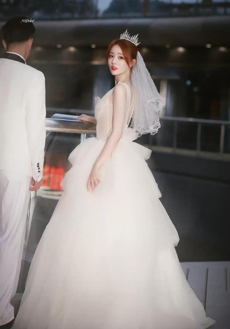 徐璐婚纱照好美