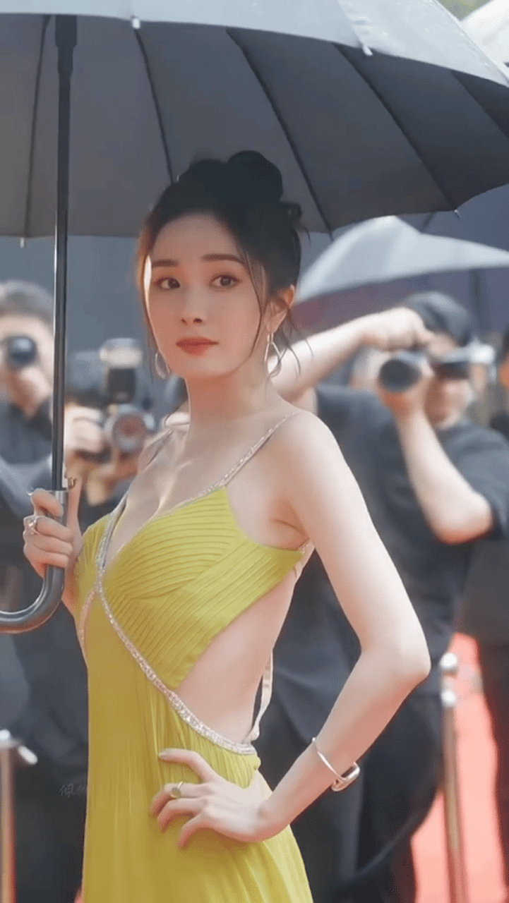 大幂幂身材是真好[期待]#杨幂魏大勋恋情