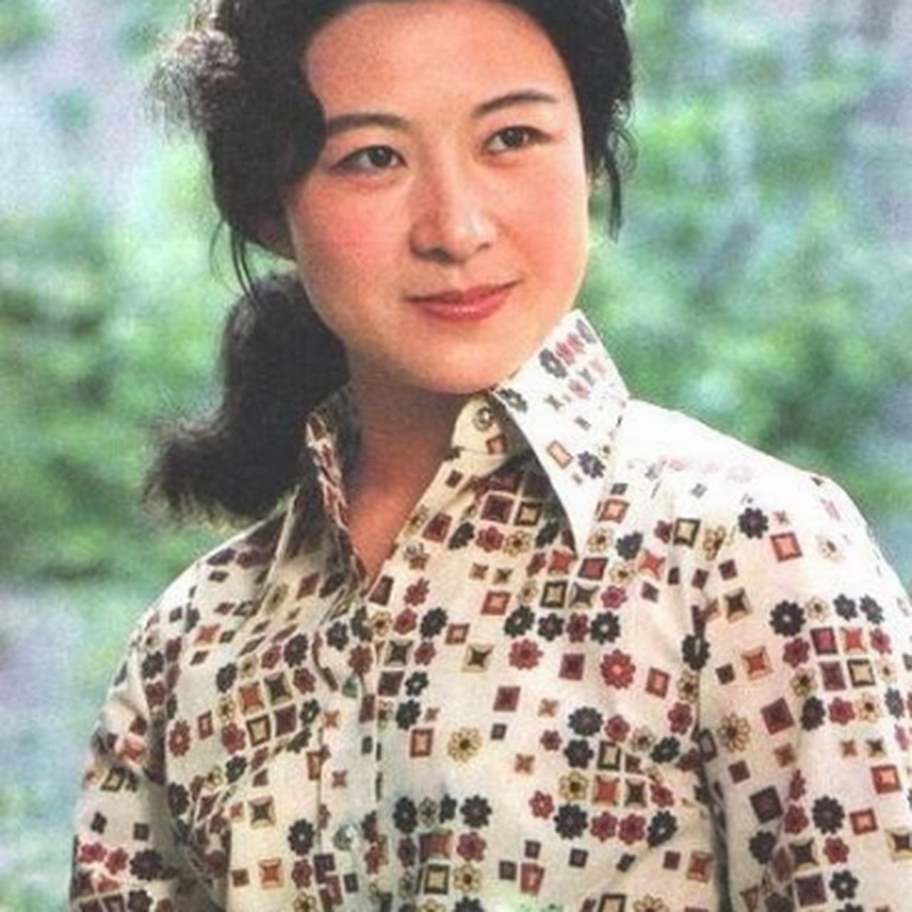 王馥荔大家还记得吗,当年出演《咱们的牛百岁》一炮走红,角色形象淳朴