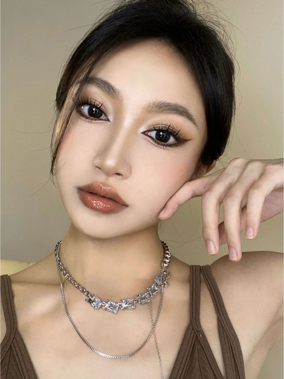 混血反转猫眼轻欧美妆全包眼线 眼影香槟金配色 眼线用棕色去画会柔和