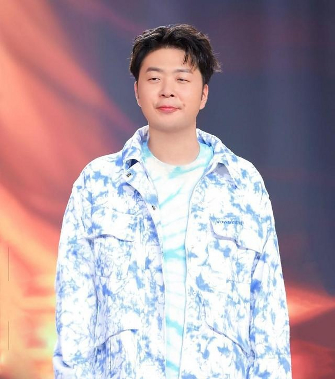 也有一些人发现,在杜海涛工作室发表的声明中,其实大致意思以及所要表