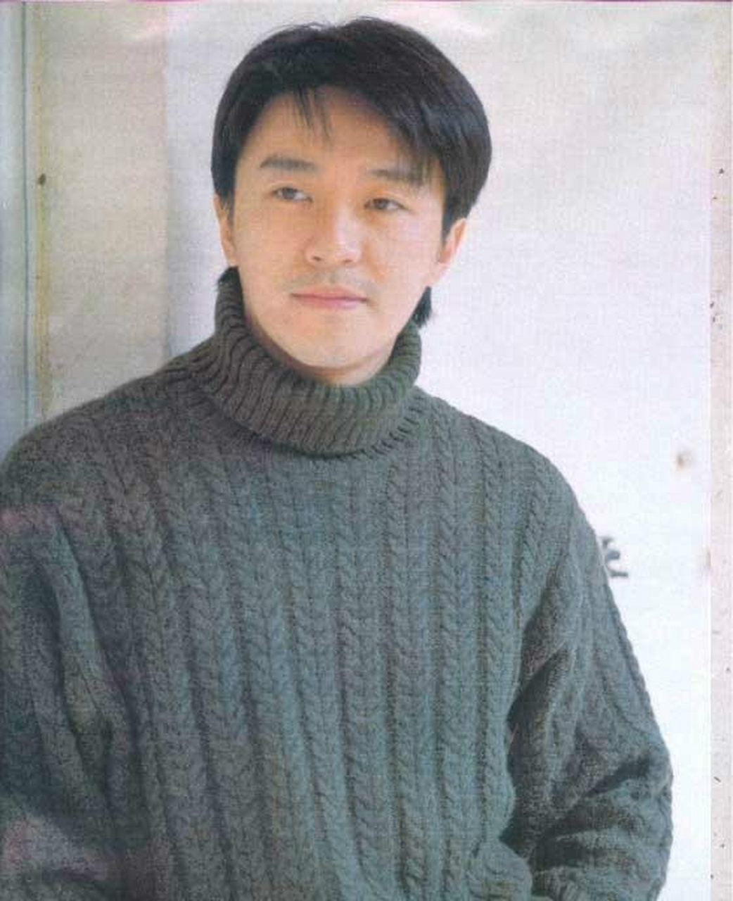 周星驰(stephen chow),1962年6月22日出生于中国香港,祖籍浙江宁波.