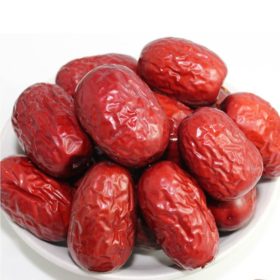 新郑红枣,又称鸡心大枣或鸡心枣,是河南省郑州市新郑的特色农产品,以