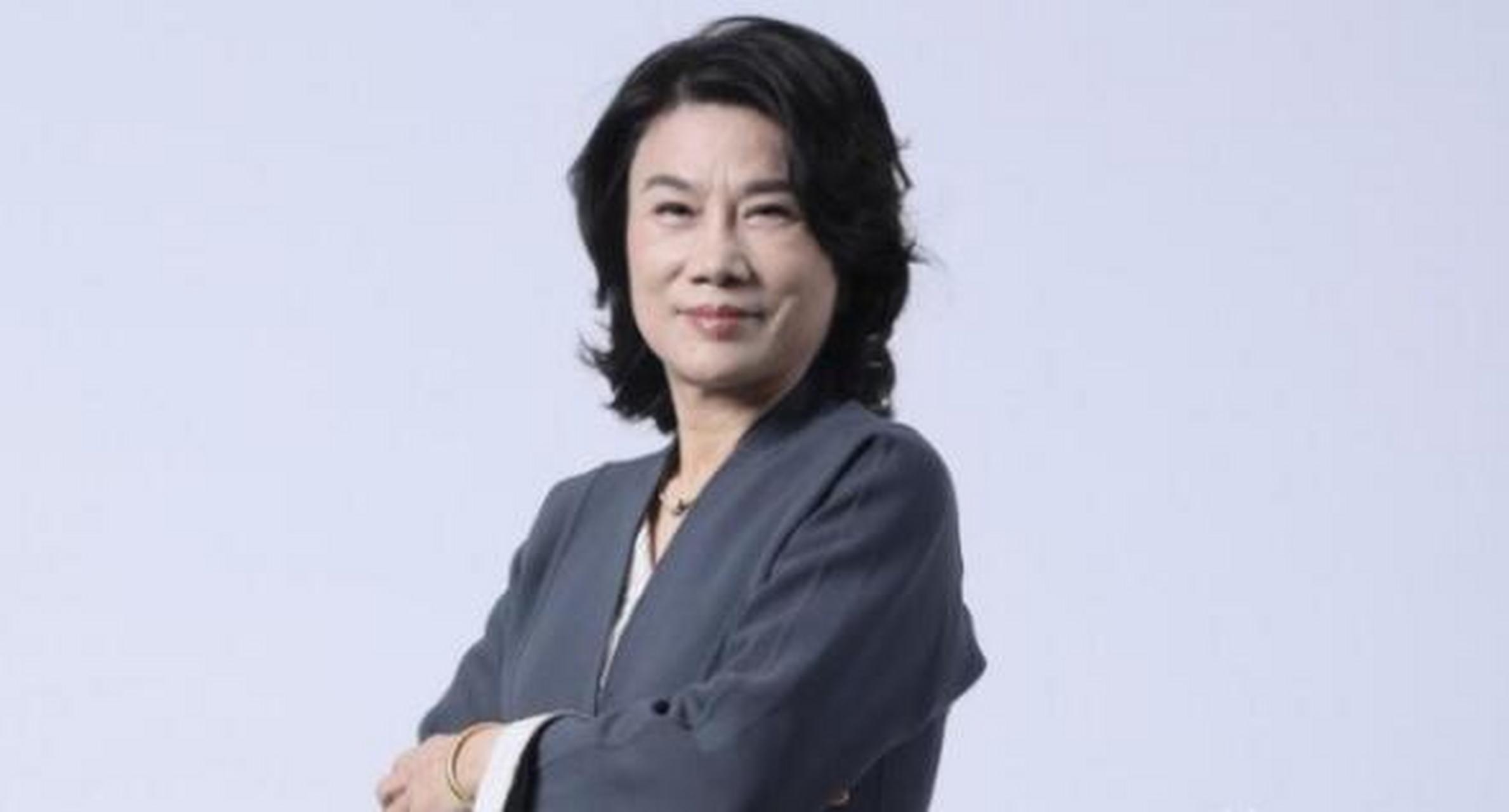 "董明珠灵机一动说:"好,先让我看看你的仓库!