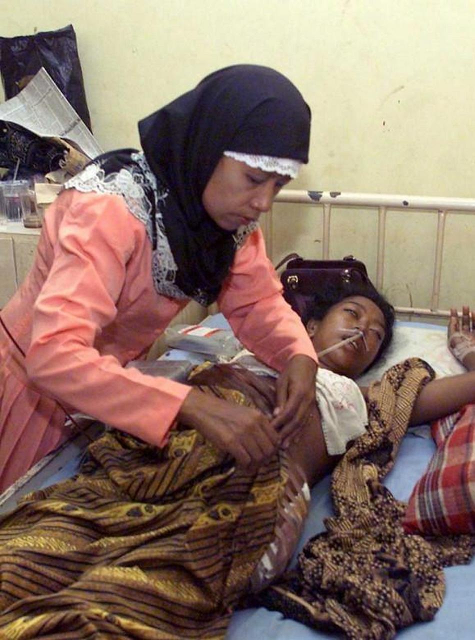 非洲女性割礼,外人看来非常残忍而不人道,却在非洲流传了3000多年