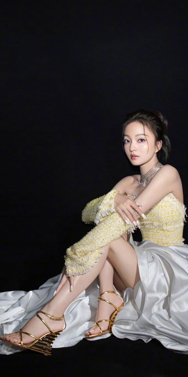 张韶涵  美腿壁纸图集 676767[鲜花]