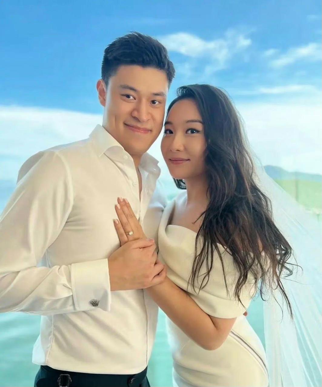 梁家辉女儿梁颖晨的婚礼照,他女婿以后最不敢说的三个字就,我反对.