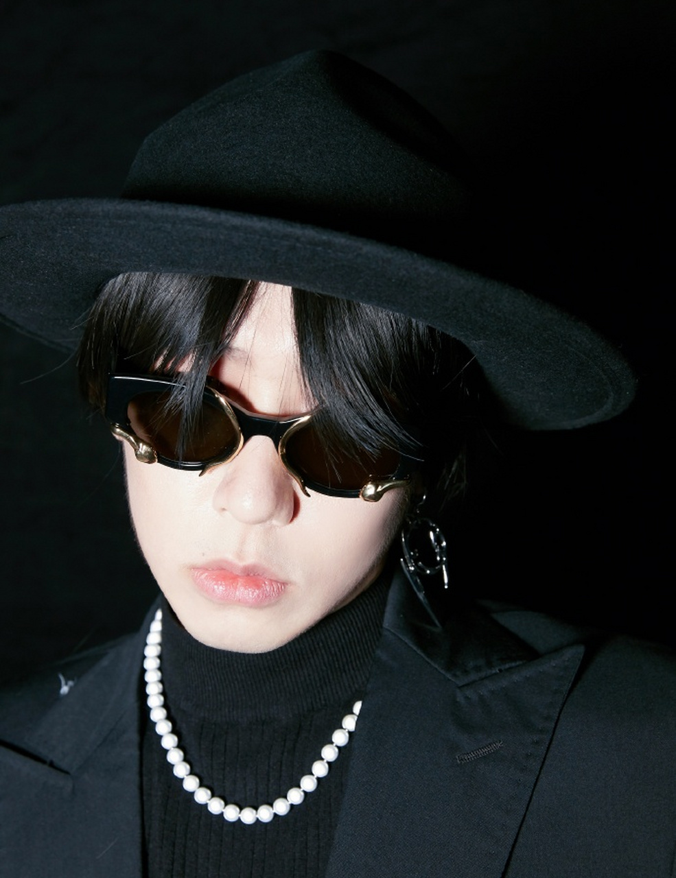 收到的金蛇盘绕  x alexanderwang 墨镜拍出来了,那gentlemonster x