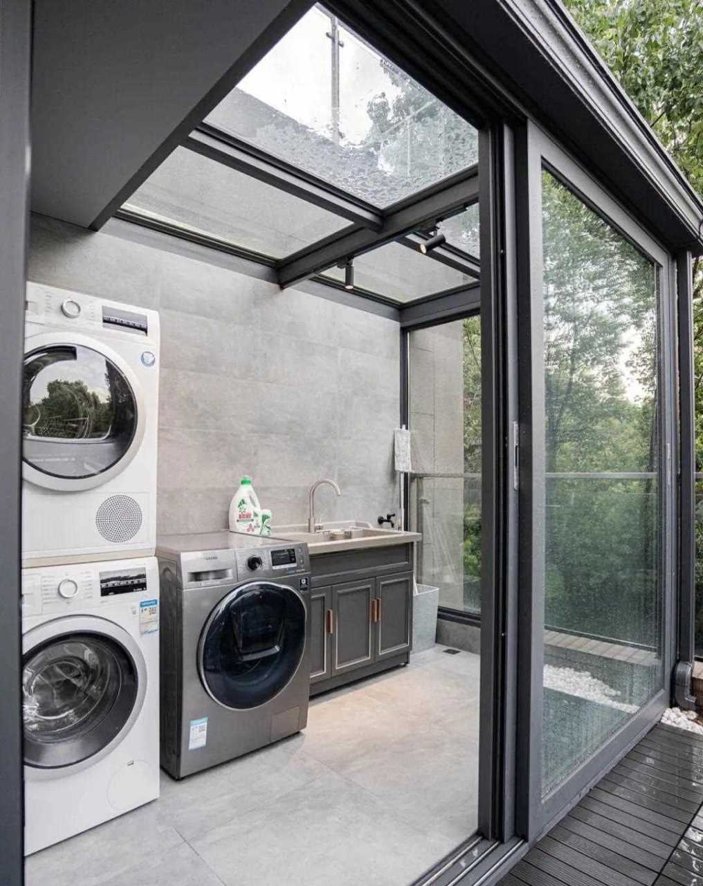 别墅露台阳光房洗衣房,漏水照明暴晒老化?[没眼看] 1.