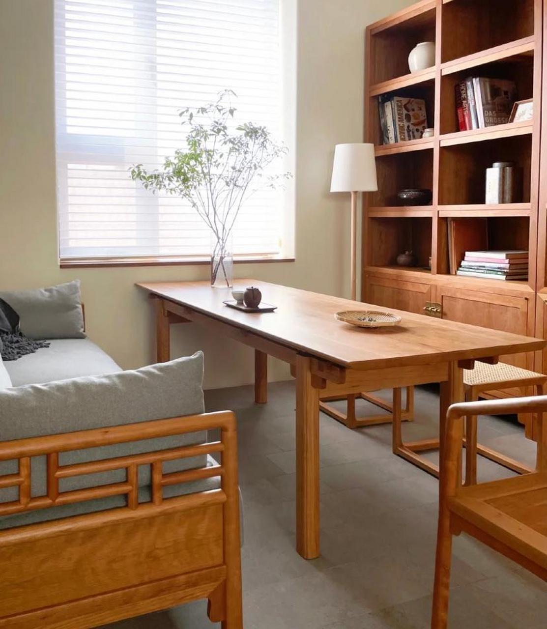 地方不用大,这样的书房式客厅可以待一整天 这是一个没有电视主体的