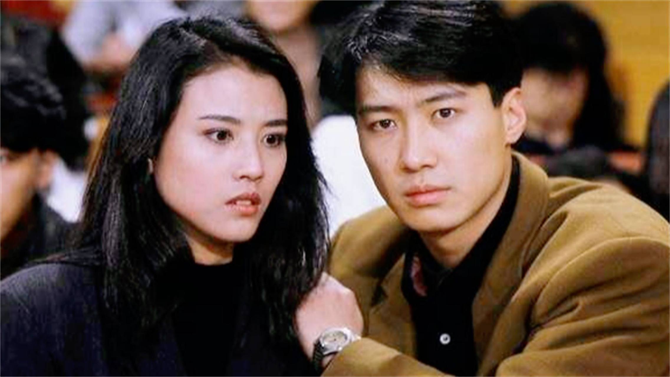 黎明周海媚借歌传情 周海媚和黎明曾谈过恋爱,对于这段情,两人都无法