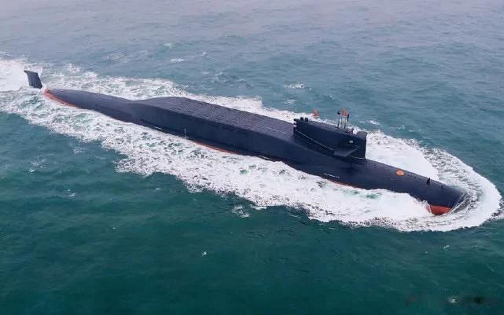 中国094a战略核潜艇,抵近关岛位置曝光.
