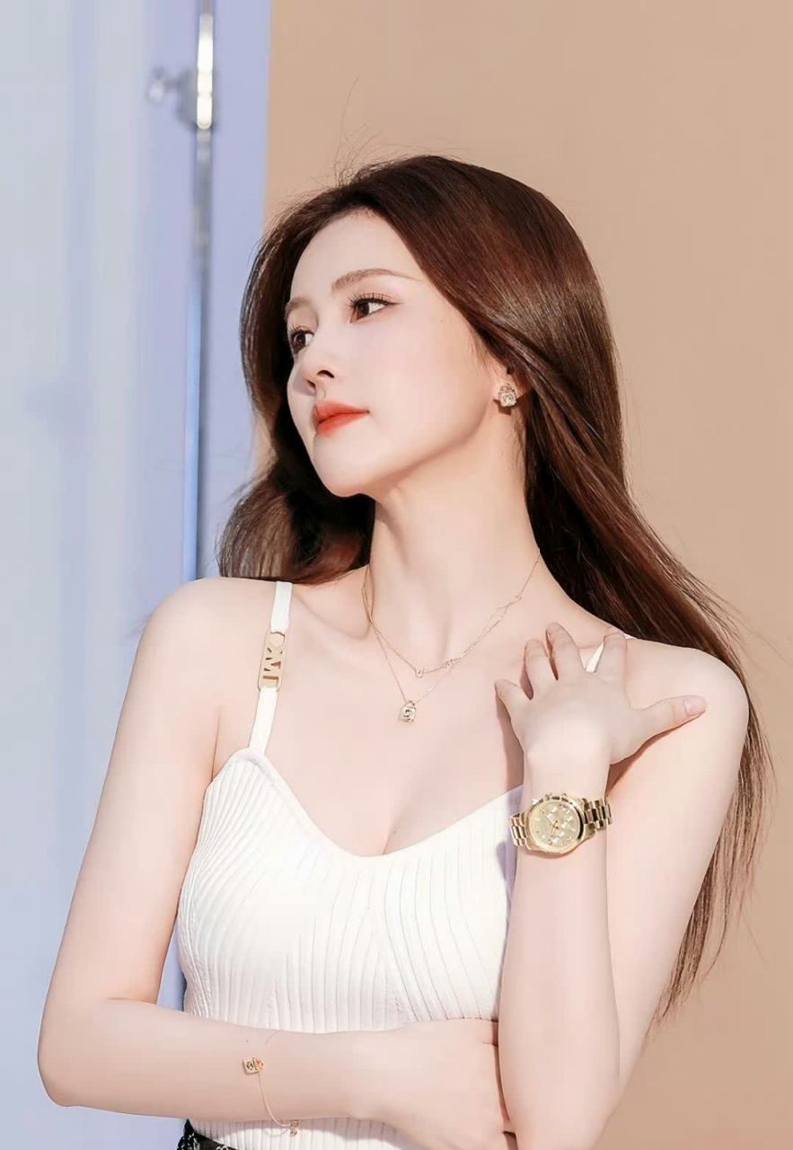 白鹿时尚写真#星球时尚#[捂脸][三哈][笑哭]