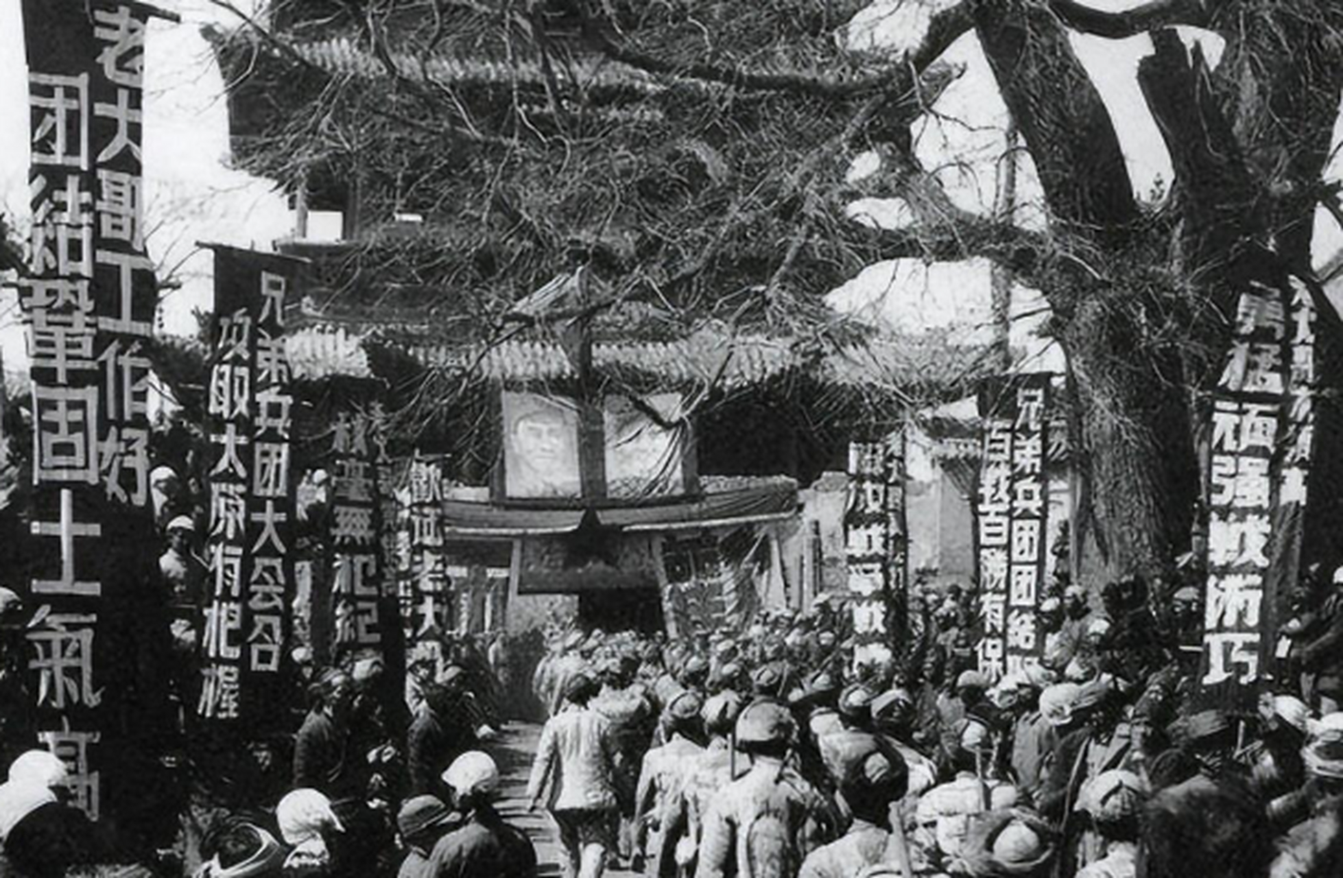 太原会战是由国共两党争夺山西省的控制权而引发的.