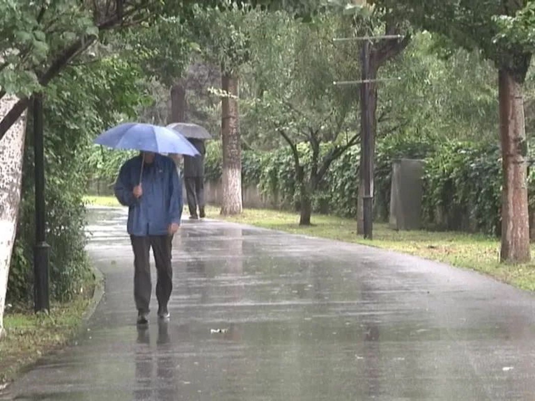 【抚顺实时天气——周末雨水继续送清凉】#振兴新突破辽宁杠杠滴