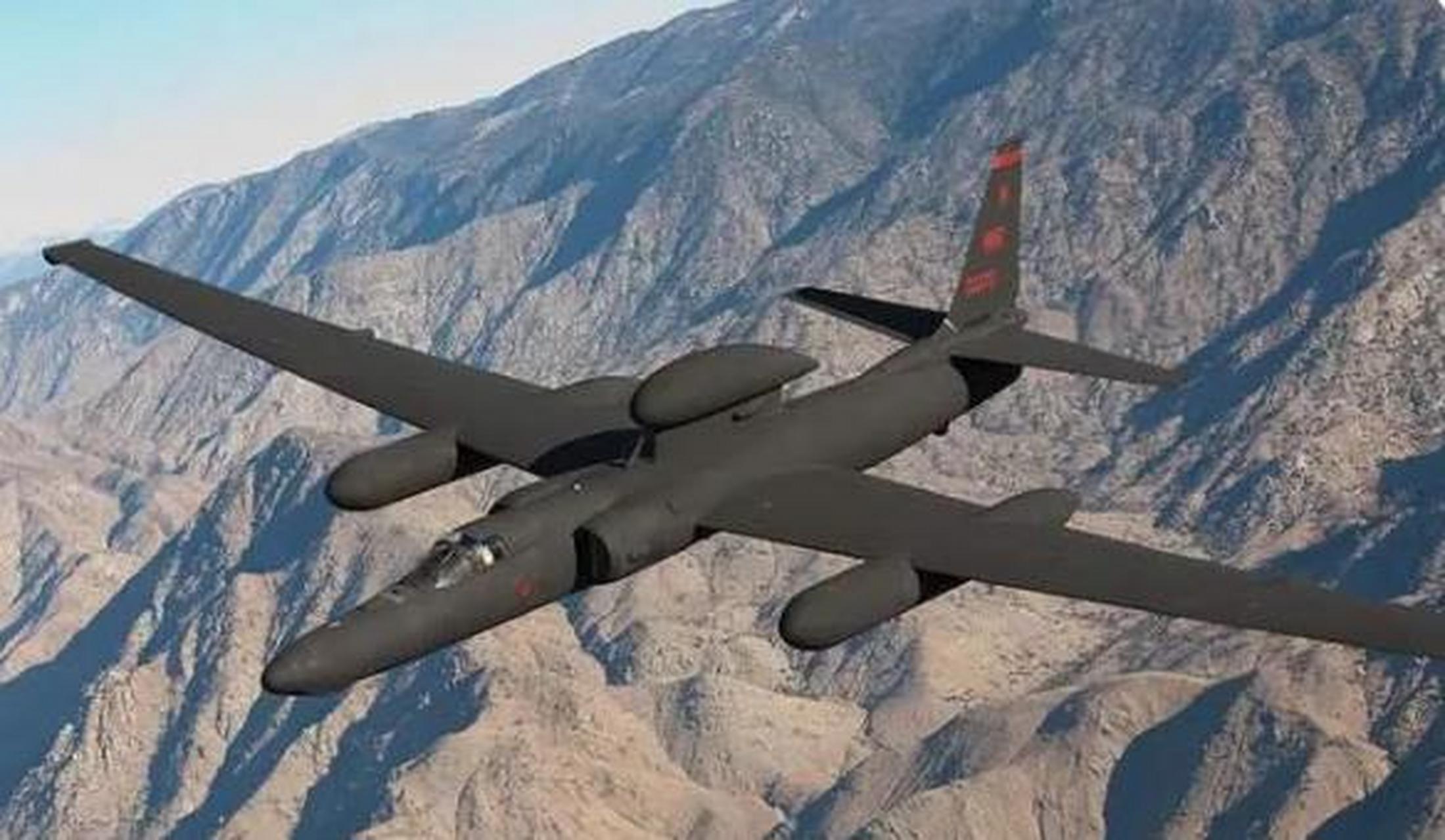 众所周知,u2为全球知名高空侦察机,出自于美国军工巨头洛马公司之手.