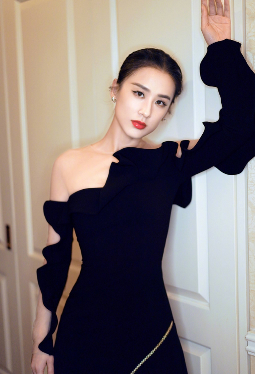 黄圣依老公杨子带货中,有一个言论引起了轩然大波,让人惊呼!