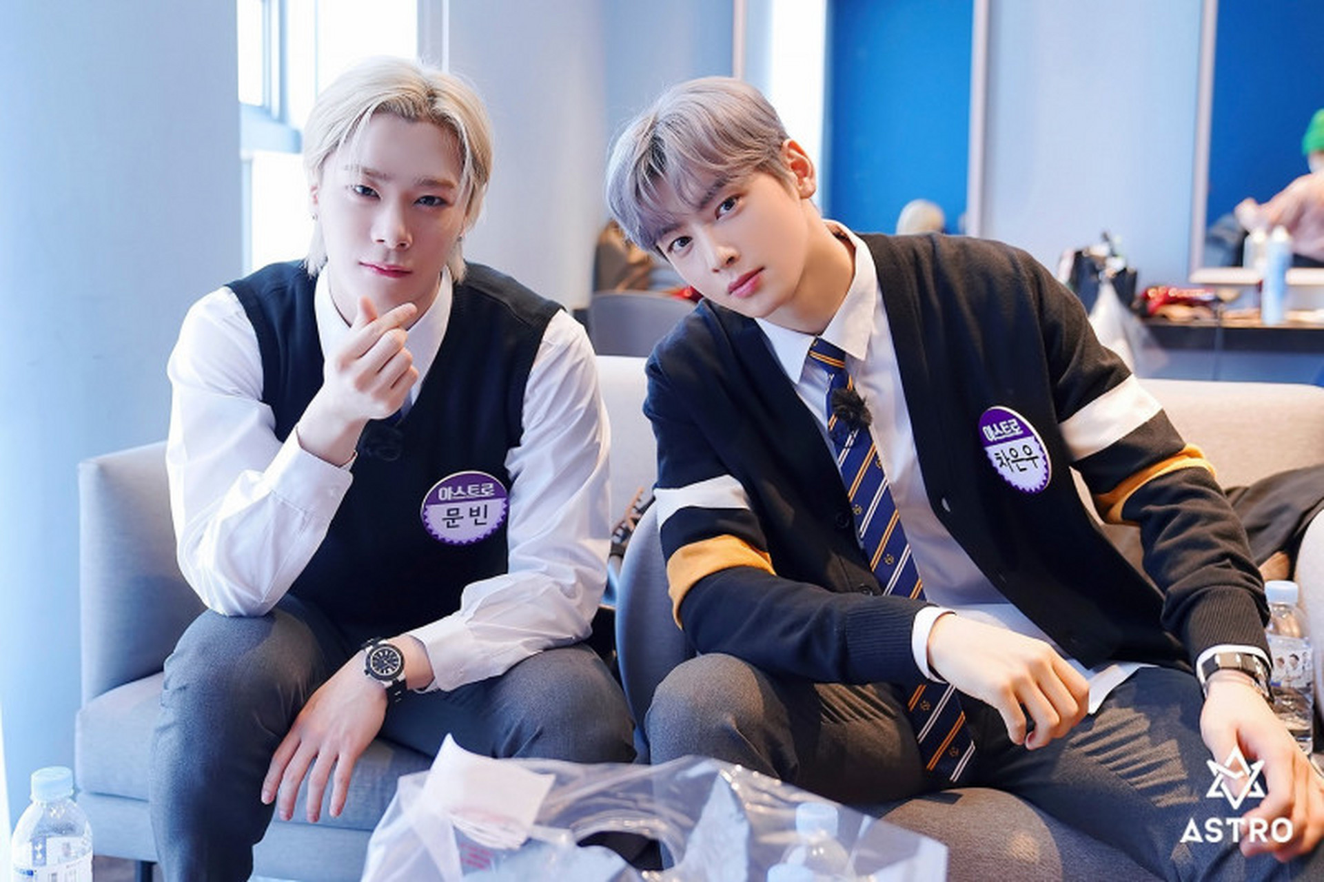 韩国男团astro成员文彬19日离世,好兄弟车银优正出席美国科切拉音乐节