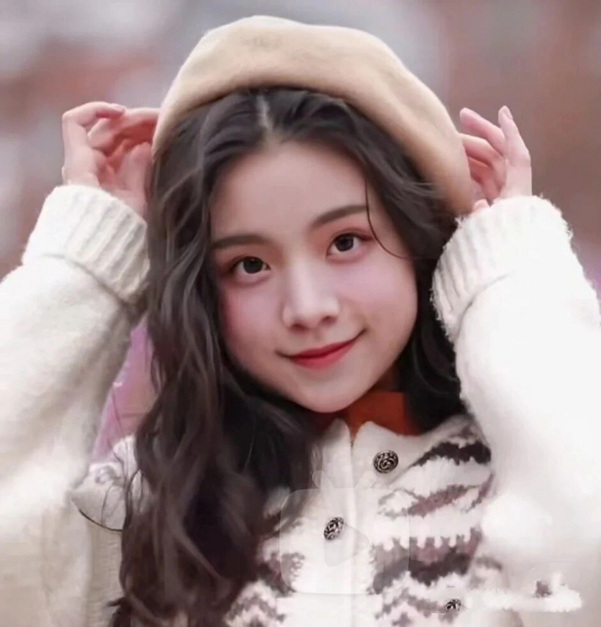 左航女装	 "你永远可以相信左航的女装! 这颜值真是绝了! 真的爱了!