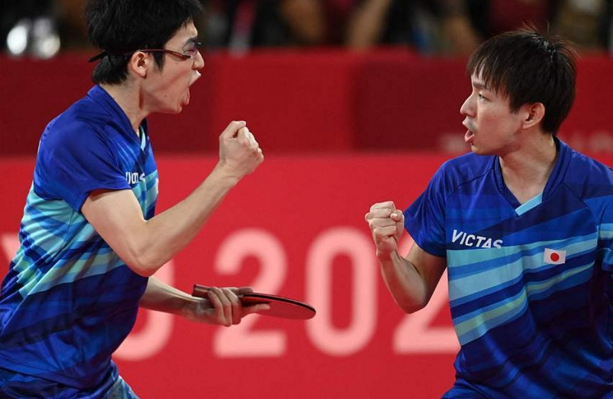 日本乒乓球队的丹羽孝希打球很佛系,比赛中很少看到他大喊大叫的,不