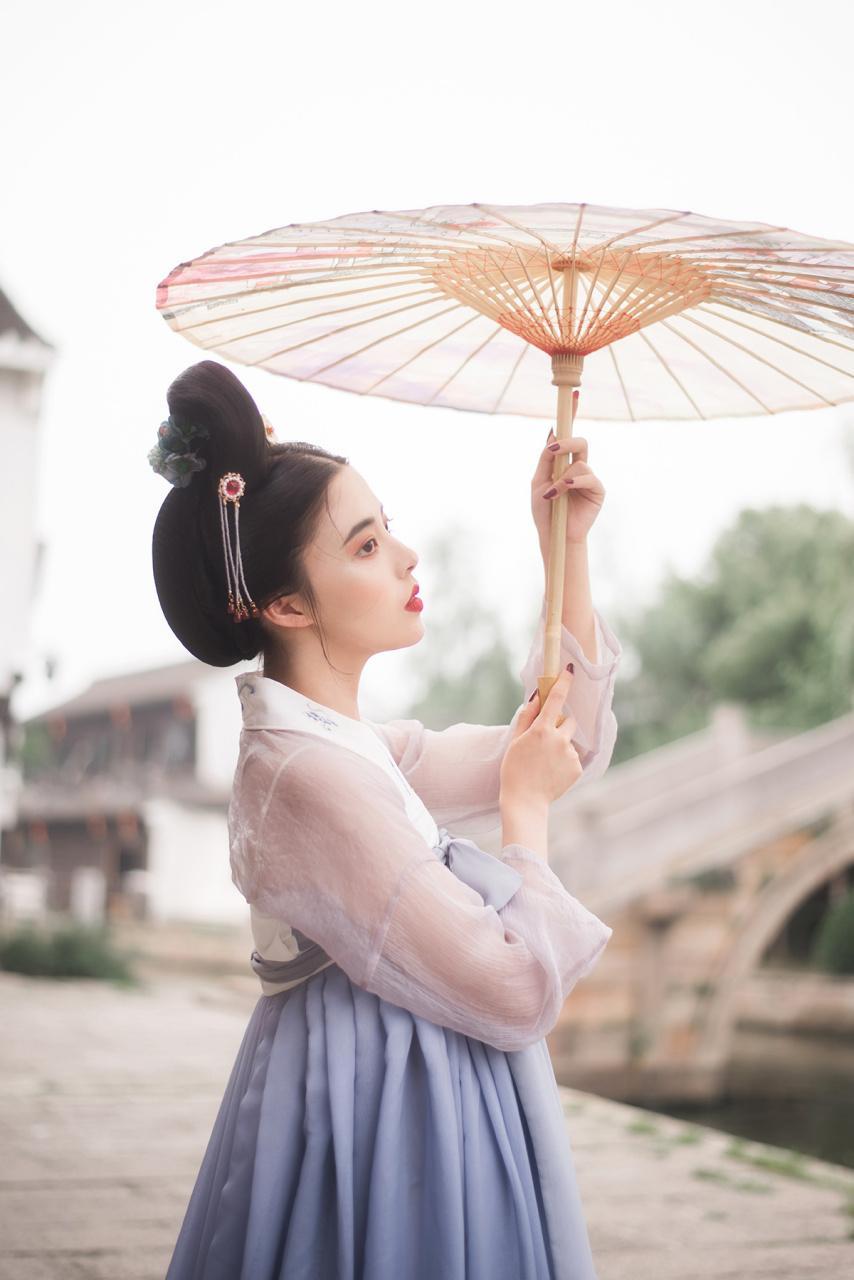 洞仙歌」 出镜:火野兔- 摄影:江纬寒  [照相机]时尚[照相机]明星