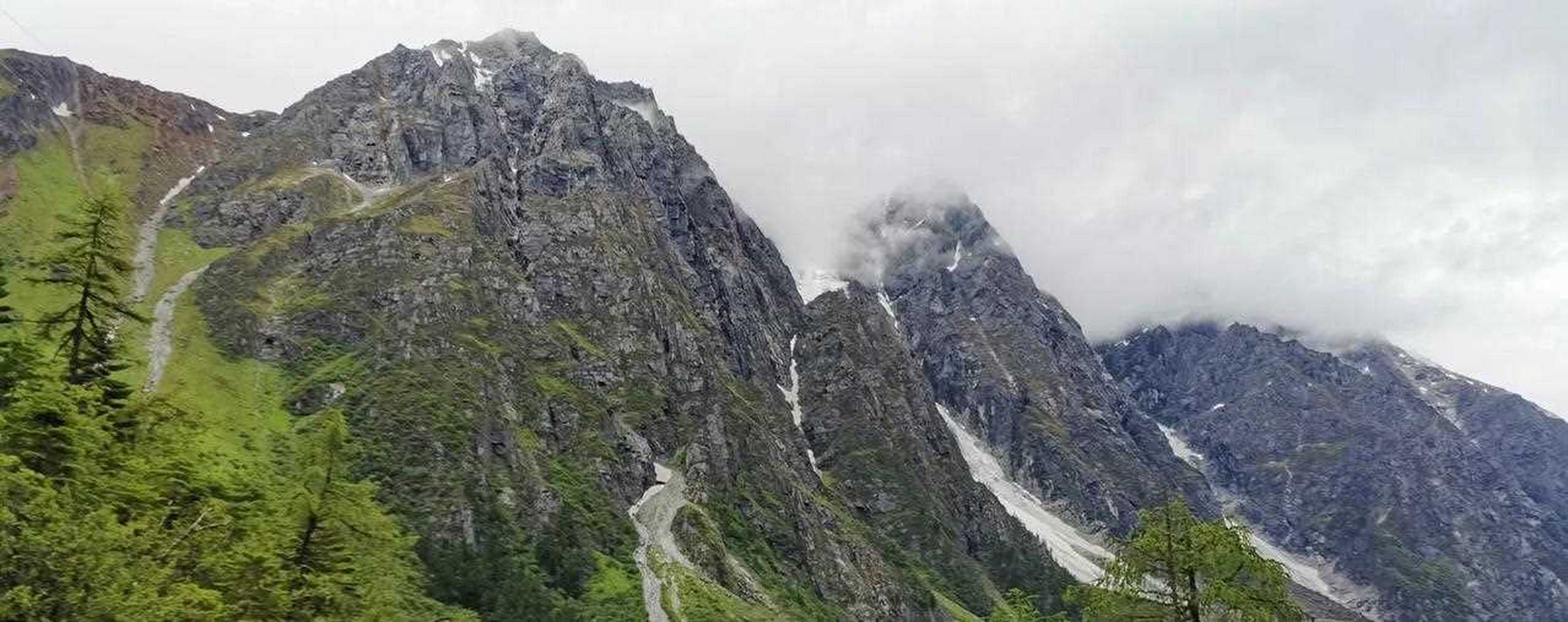 西藏自驾游第11天,墨脱嘎瓦龙景区风光,简直就是世外桃源,人间仙境,大