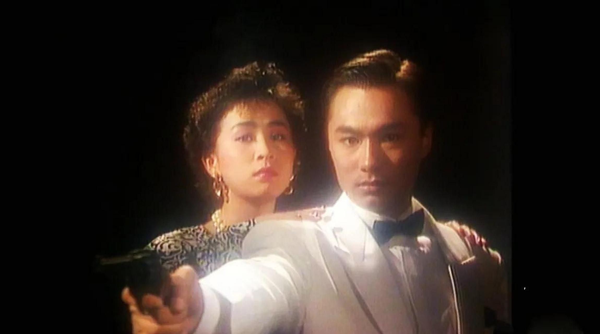 领动计划# 才发现林俊贤和刘嘉玲年轻时合作拍戏竟这么亲密啊!