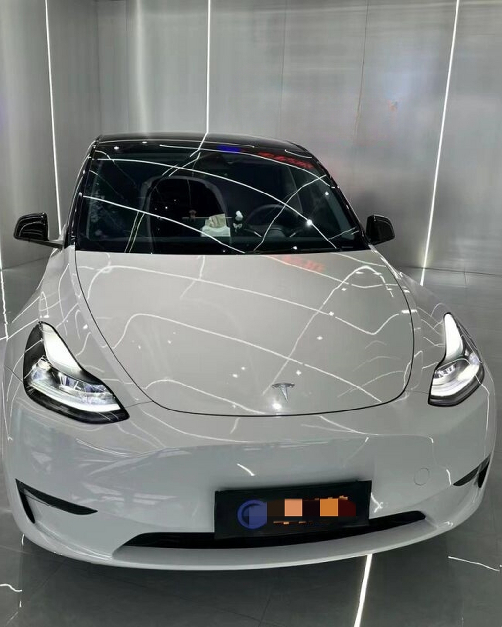 特斯拉 model 3 水晶火山灰卡钳烤漆加工.