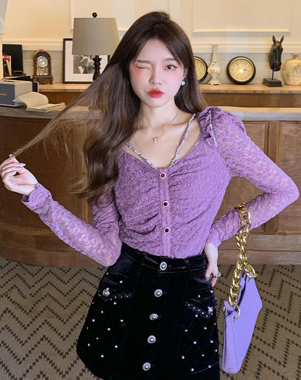 高贵紫色优雅穿搭美女