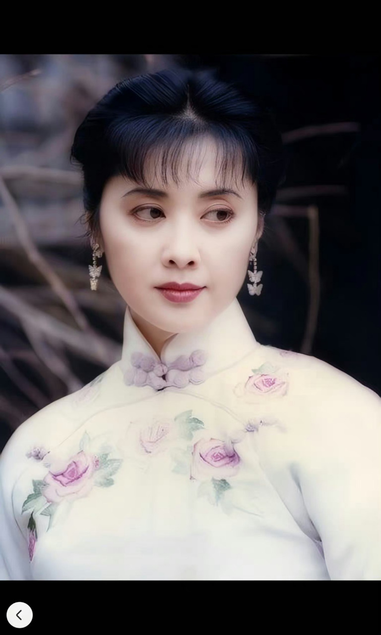 西游记 朱琳 1985年在电视剧《西游记》中扮演的女儿国国王 将女儿国