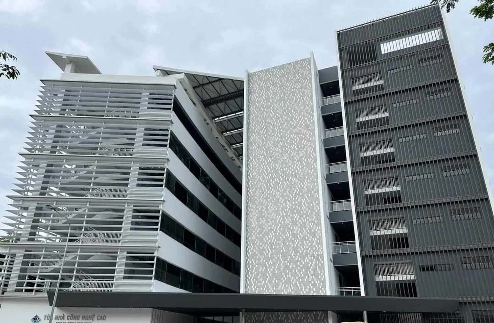 mcn风帆计划#日本帮越南建的芹苴大学教学楼,非常现代化,教学楼空间