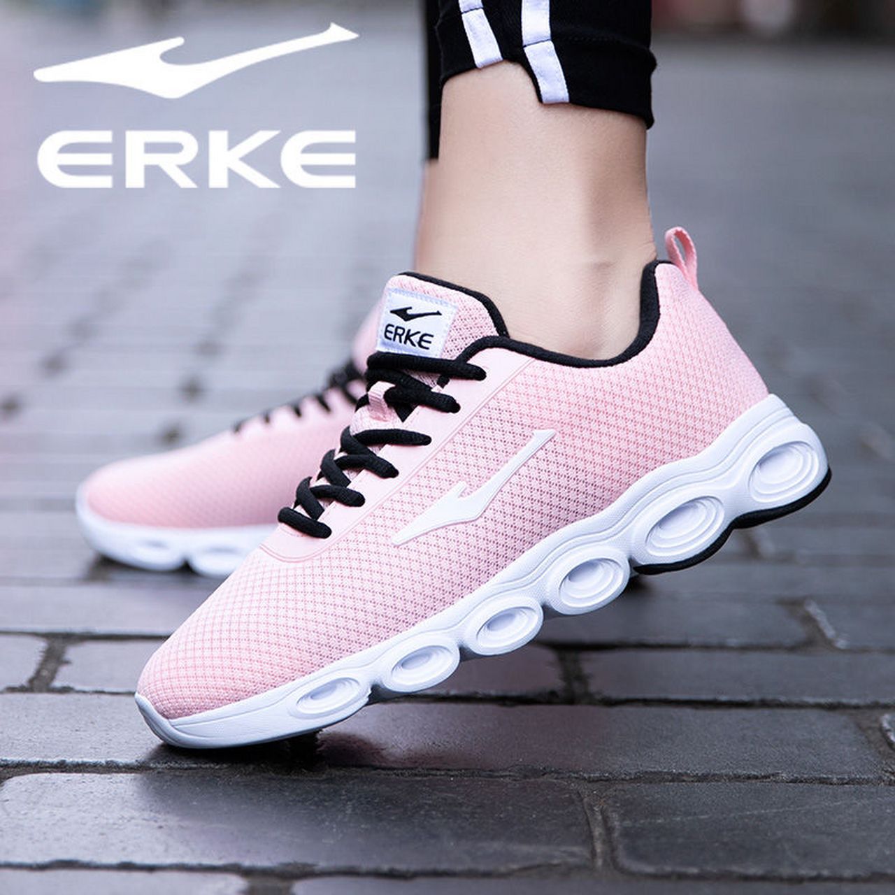 鸿星尔克向河南博物馆捐款100万#  8月20日,鸿星尔克在7月21日向耗舷