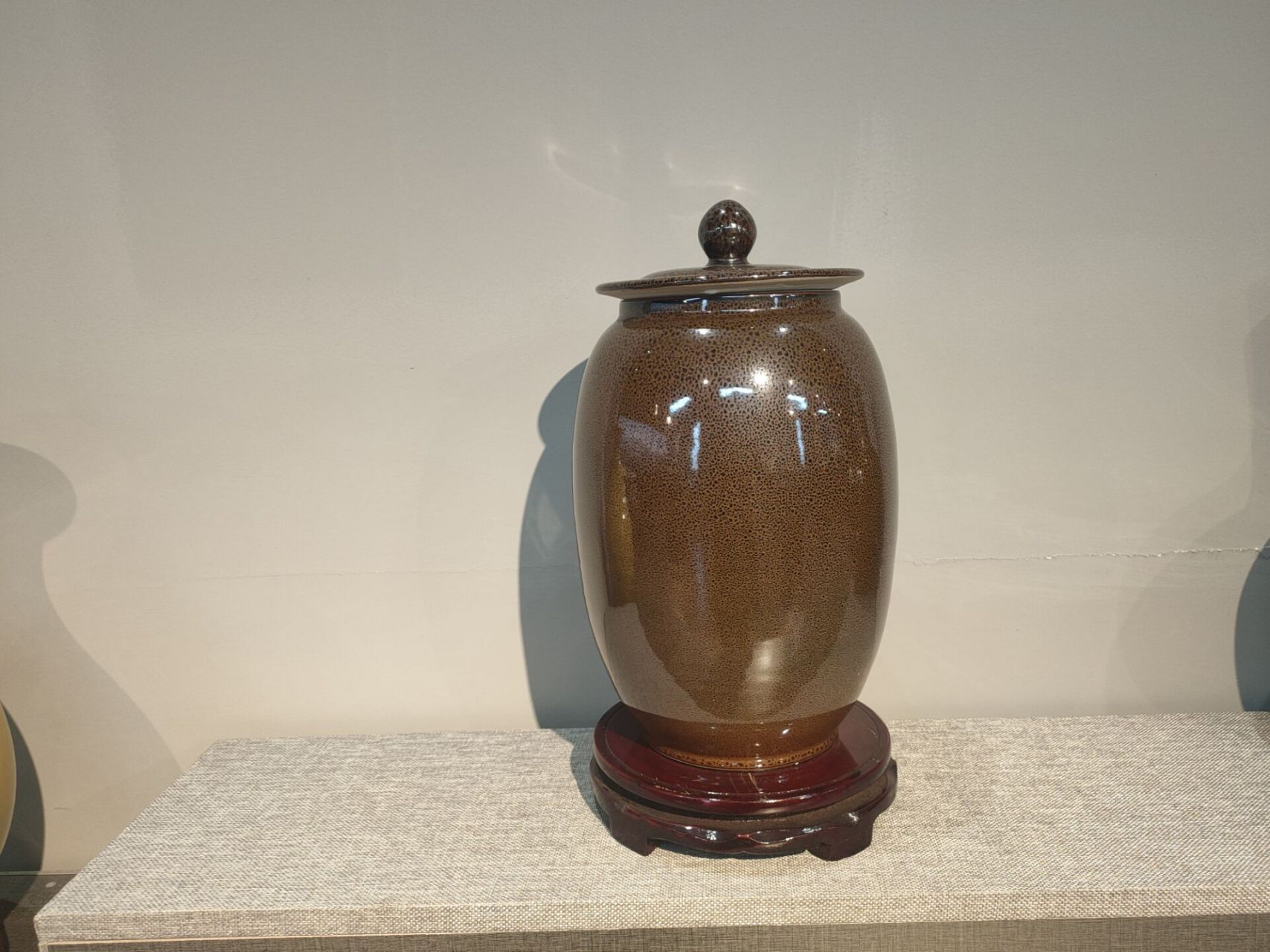 【淮南文化61陶瓷】走进寿州窑:八公山紫金陶.带盖子的瓶.