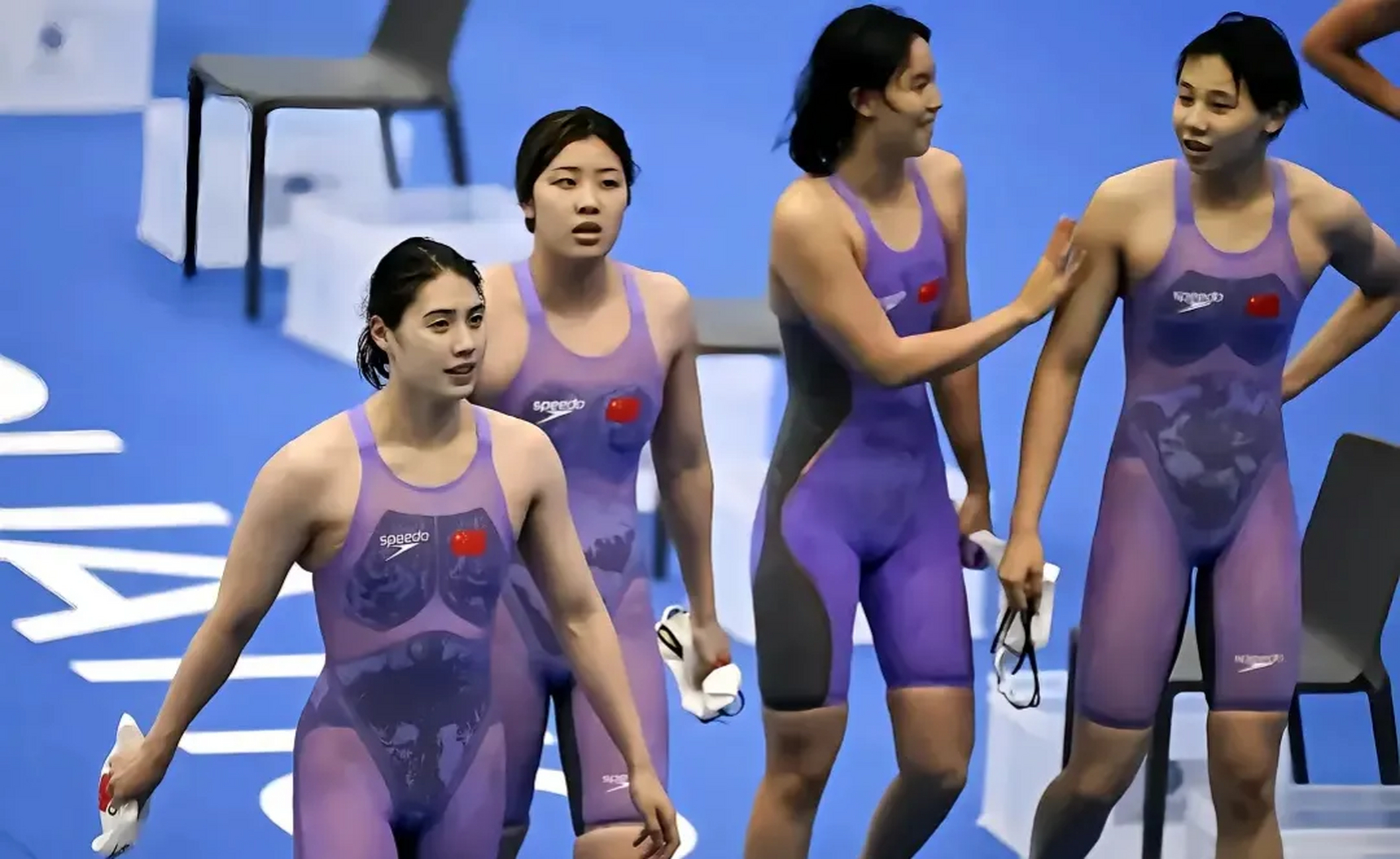 而且女队勇夺4×100米自由泳接力铜牌,顺利拿到了2024巴黎奥运