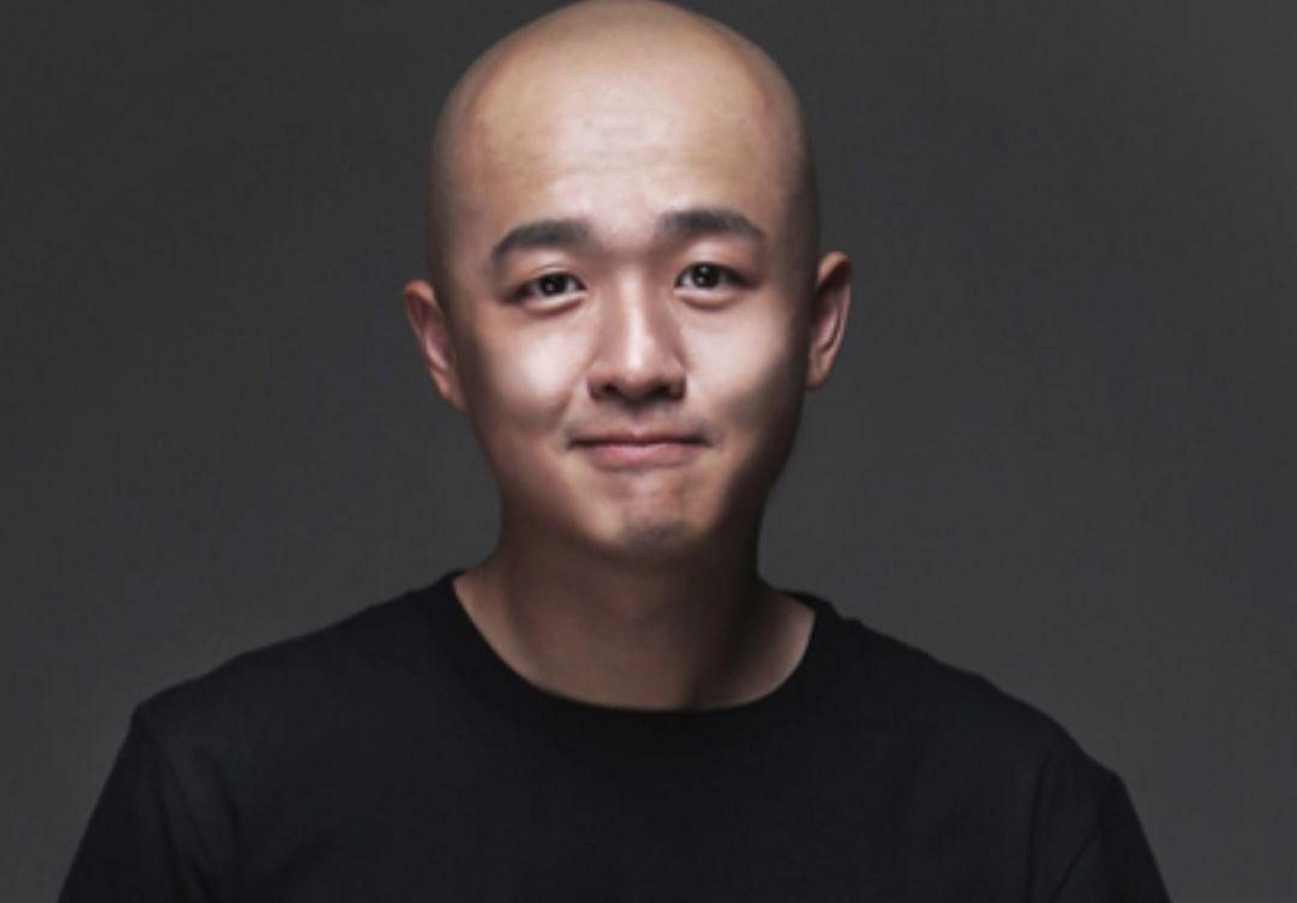 包贝尔自从和徐峥一起拍摄了《港囧》之后, 就走上了一条学习徐峥的