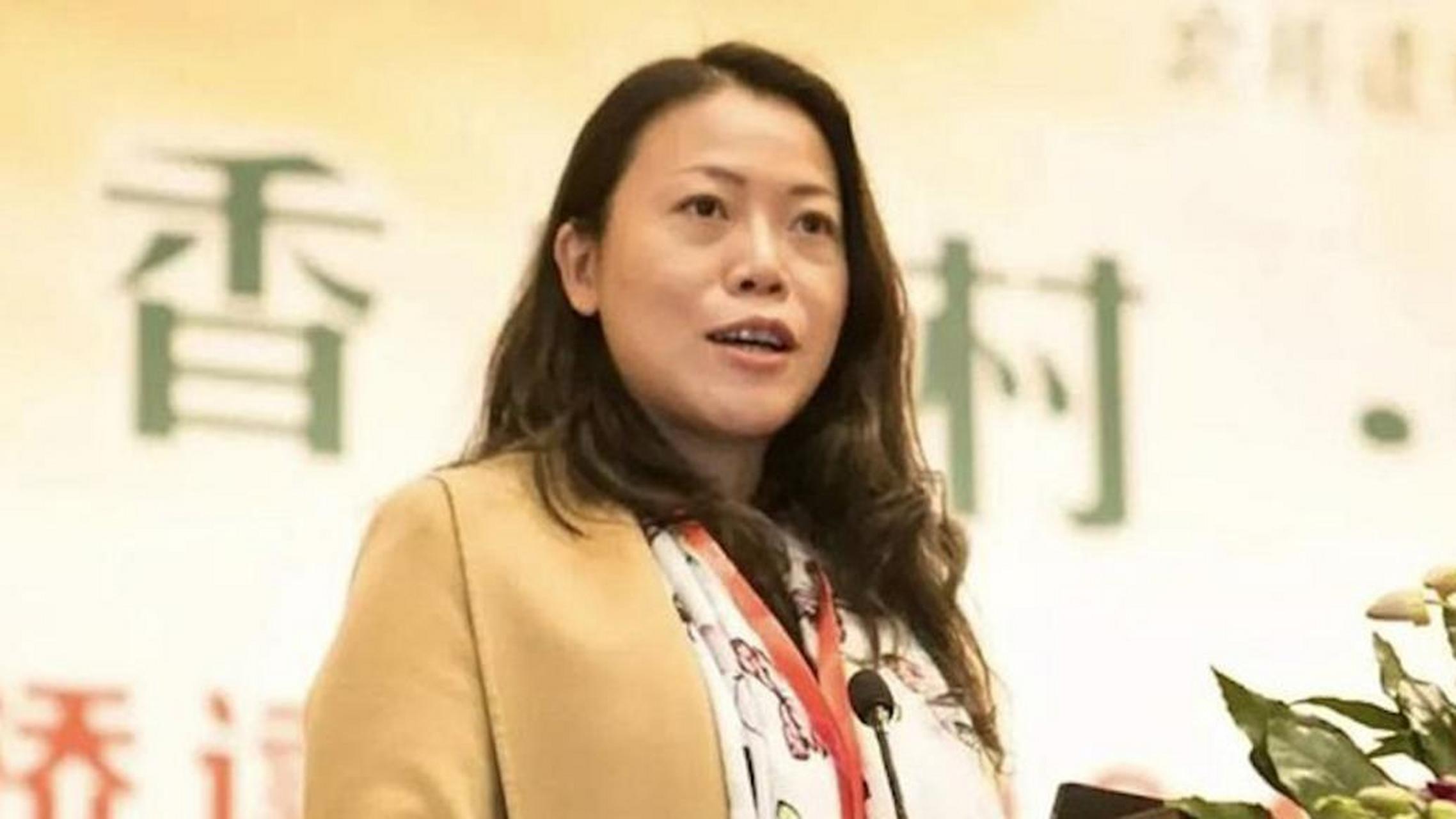 【昔日亚洲女首富杨惠妍身家随碧桂园急速缩水】随着碧桂园逐渐深陷