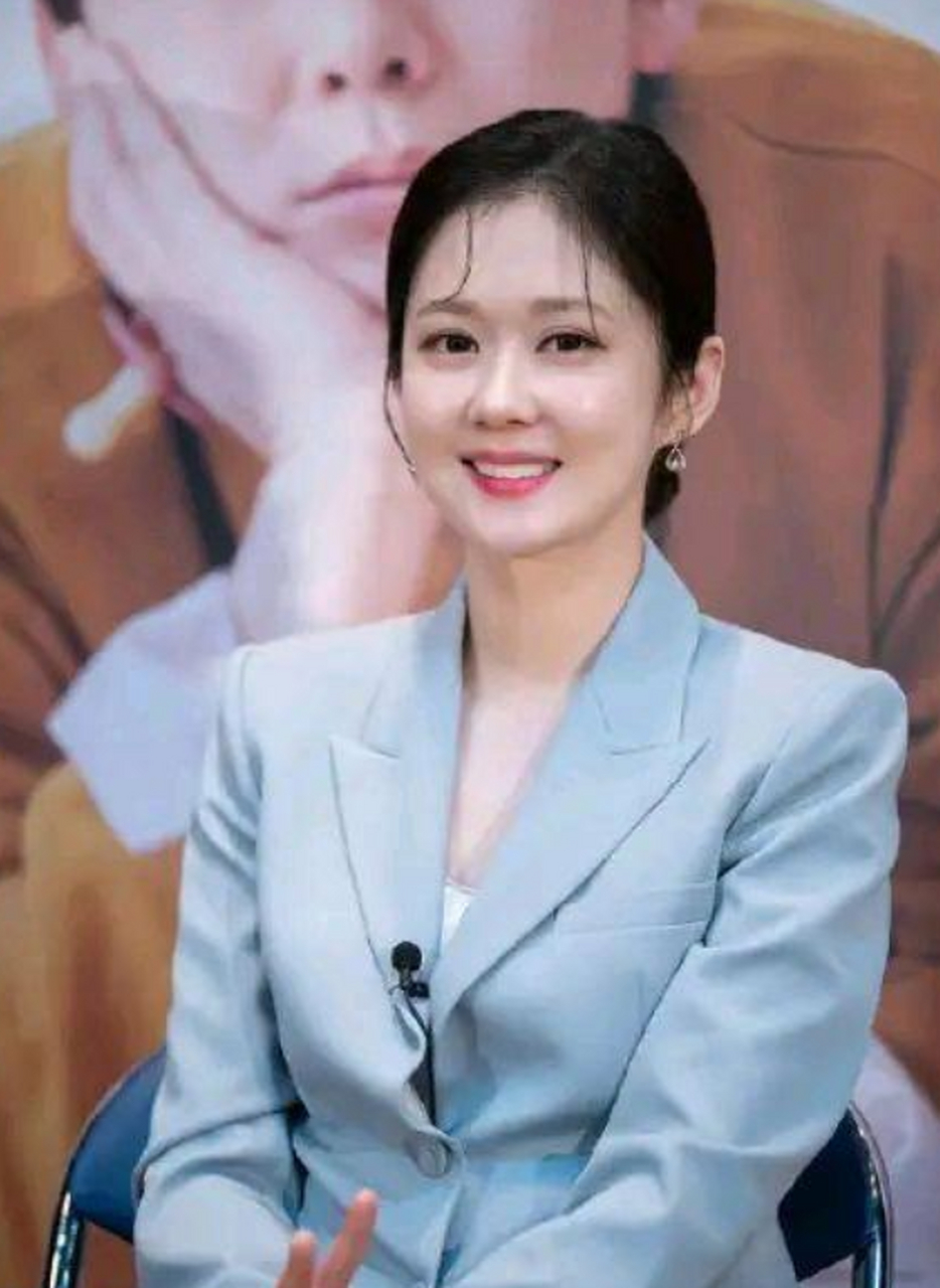 张娜拉自爆被潜规则300次,一年堕胎九次?连上厕所也不放过.