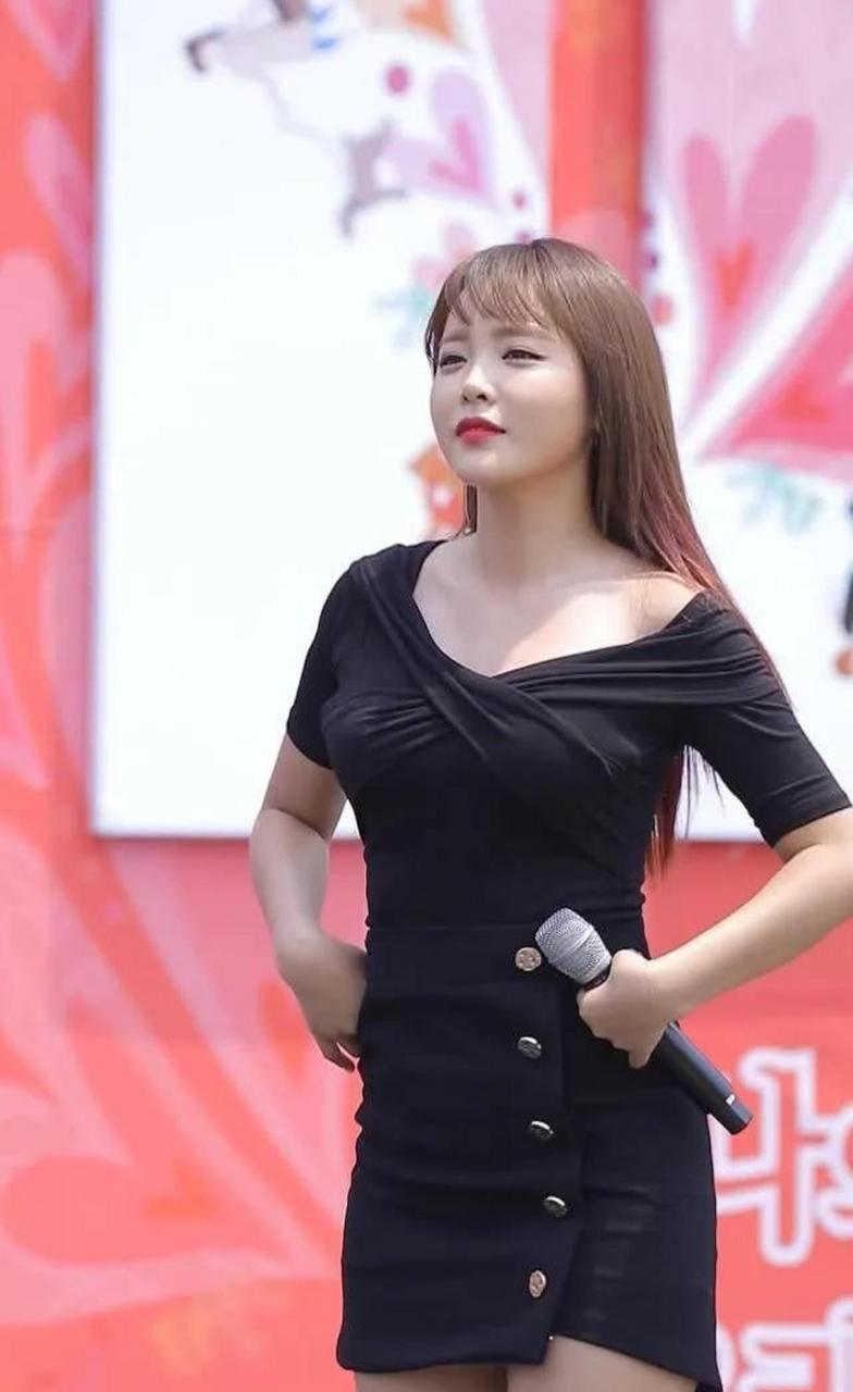 韩国女星洪真英,有微胖性感女神之称