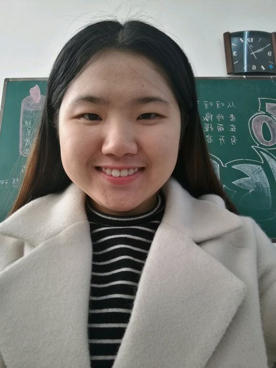 面相#单眼皮小眼睛的女人,情商很低,情商就是硬伤,不会表达自己心里