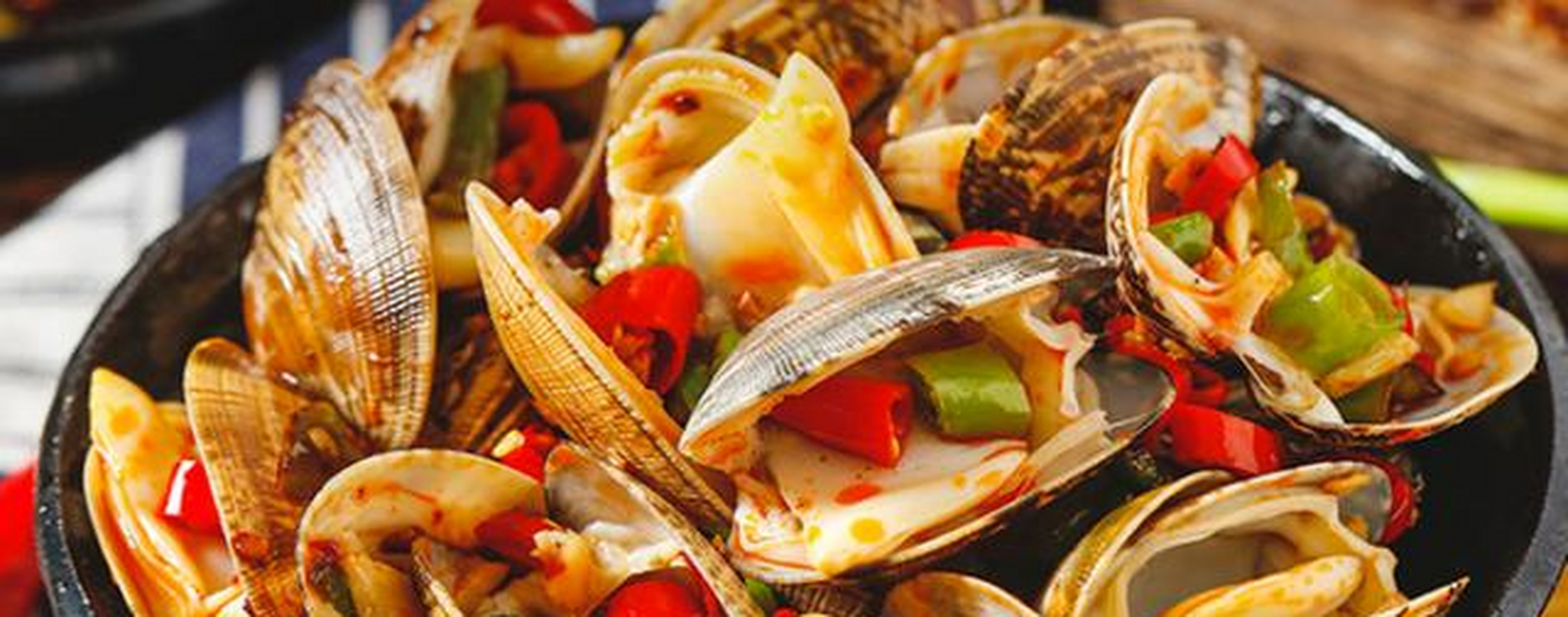 花蛤不叫花蛤,而是叫花甲,花蛤的学名又叫作菲律宾帘蛤,菲律宾蛤仔