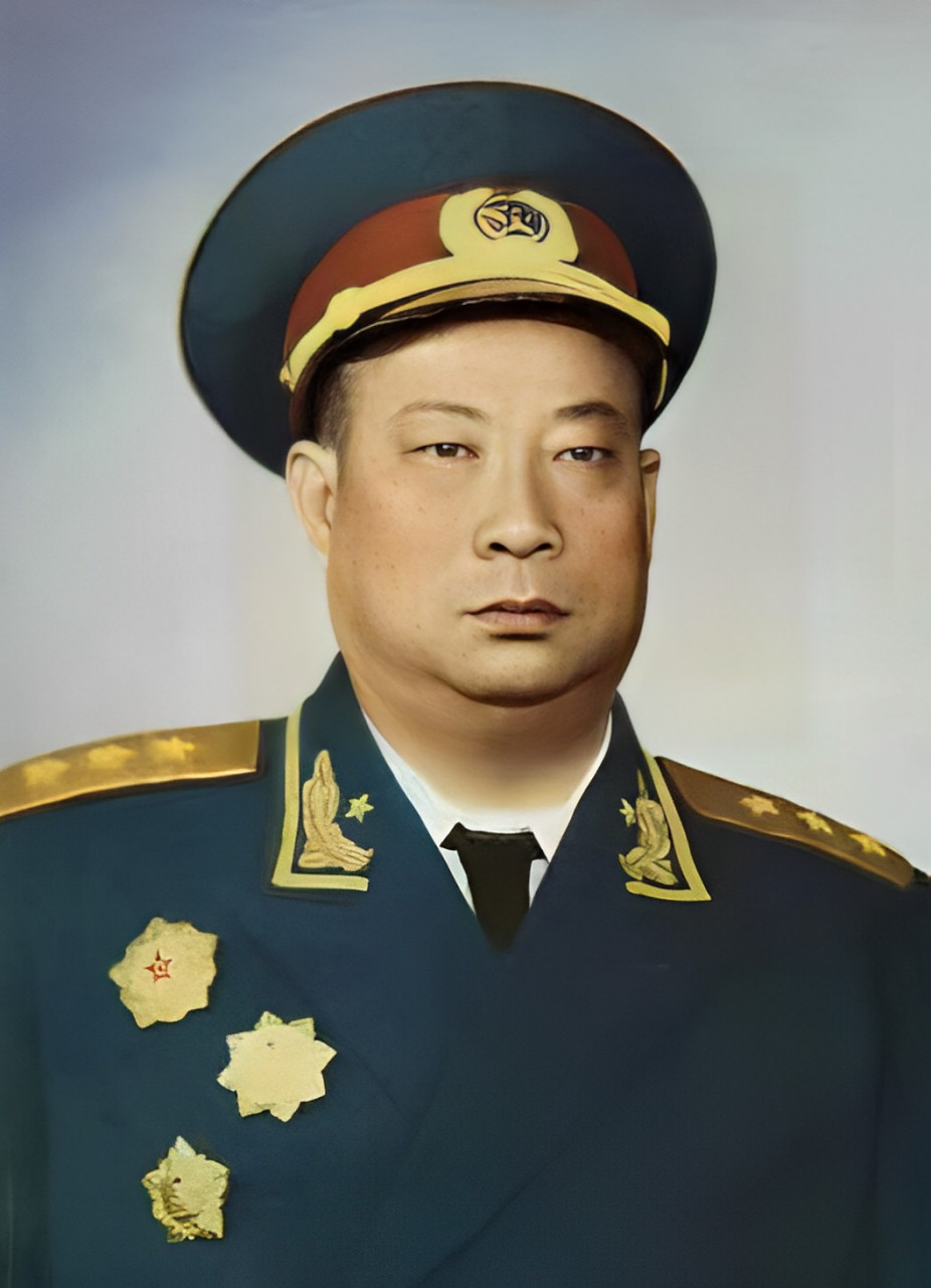 1937年10月,雁门关伏击战,指导员胡觉三被躲在日军