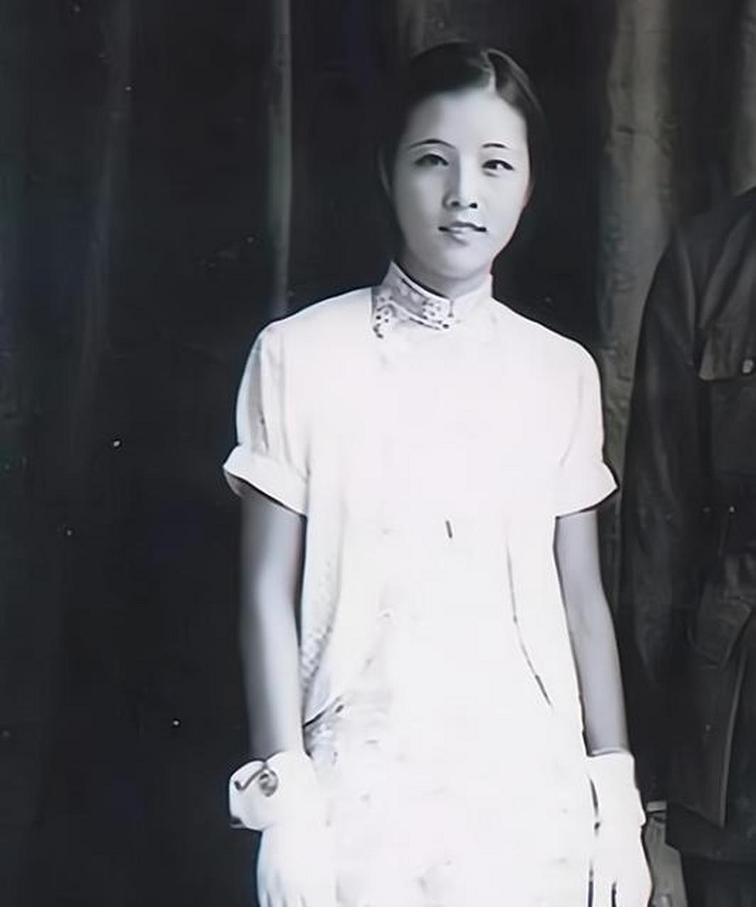 新婚之夜,郭一清看到程潜的风度,怎么还是54